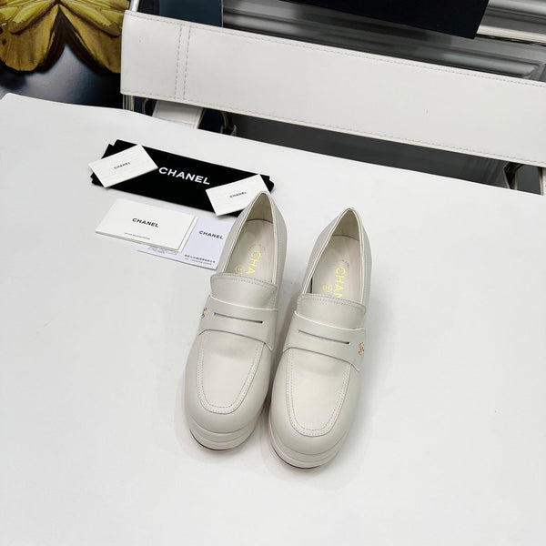 CC Platform Loafers 70mm White Sheepskin 459434