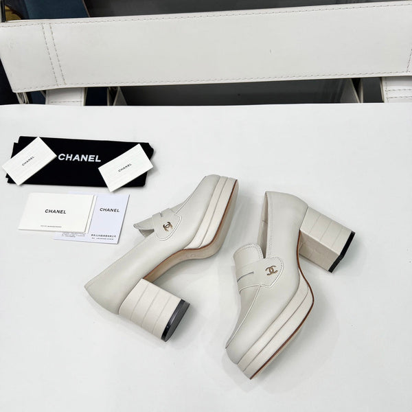 CC Platform Loafers 70mm White Sheepskin 459434