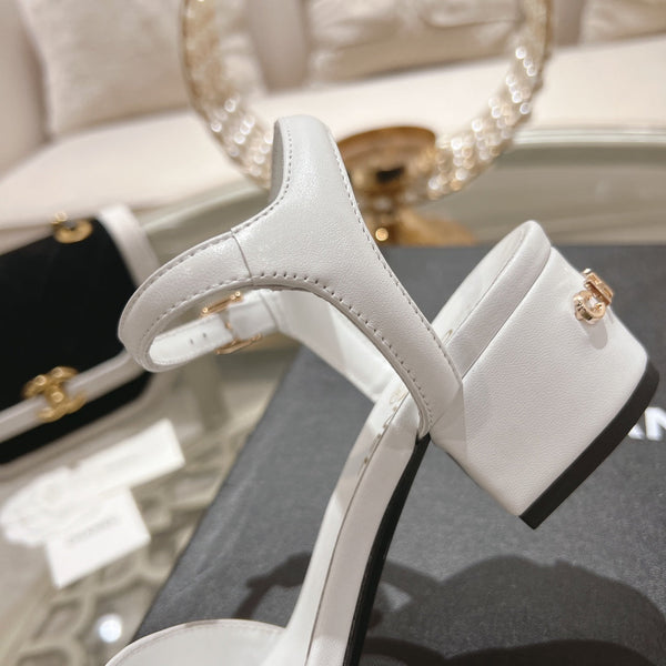 CC 25C 5CM Sandali con tacco medio in pelle italiana bianca 213316