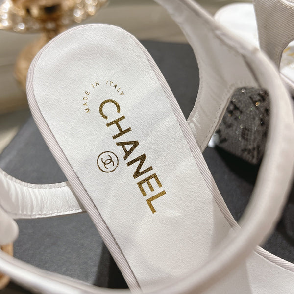 CC 25C 10CM Sandali con tacco medio Tessuto bianco 213325