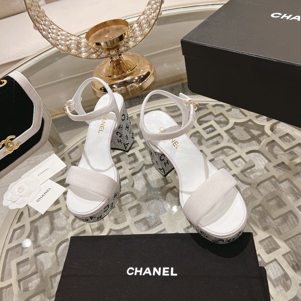 CC 25C 10CM Sandali con tacco medio Tessuto bianco 213325