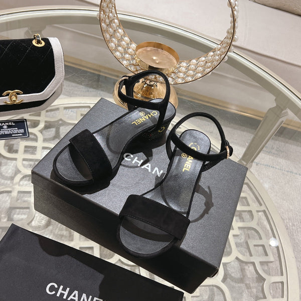 CC 25C 5CM Sandali con tacco medio in pelle scamosciata nera 213327