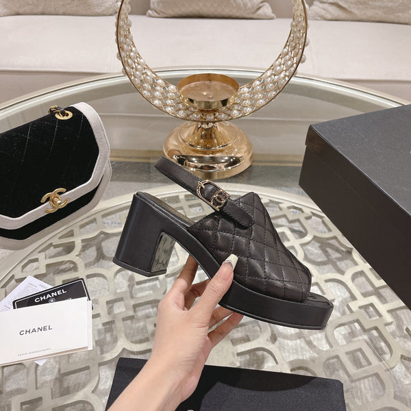 platform sandal 85 black quilted calfskin