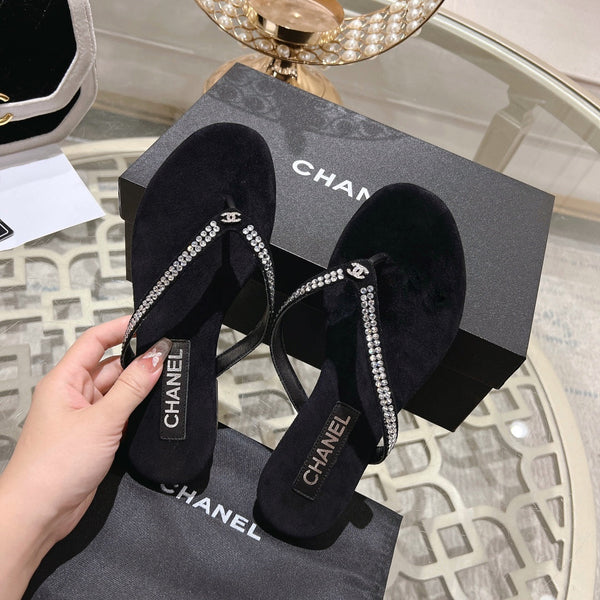 cc thong sandal black velvet lambskin with crystal