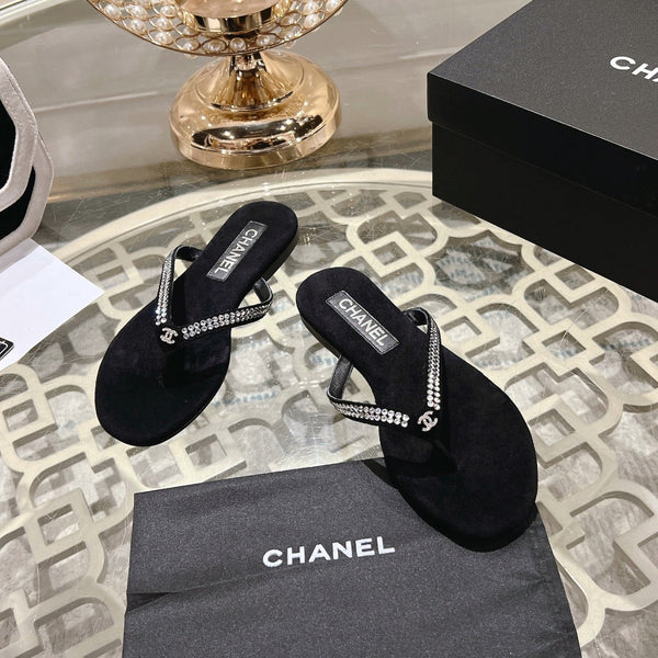 cc thong sandal black velvet lambskin with crystal