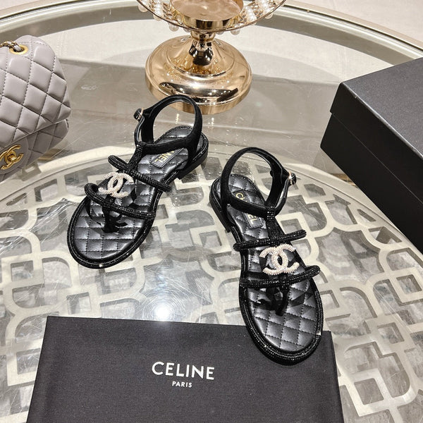 CC 25C Sandalo infradito in pelle di pecora nera 213339