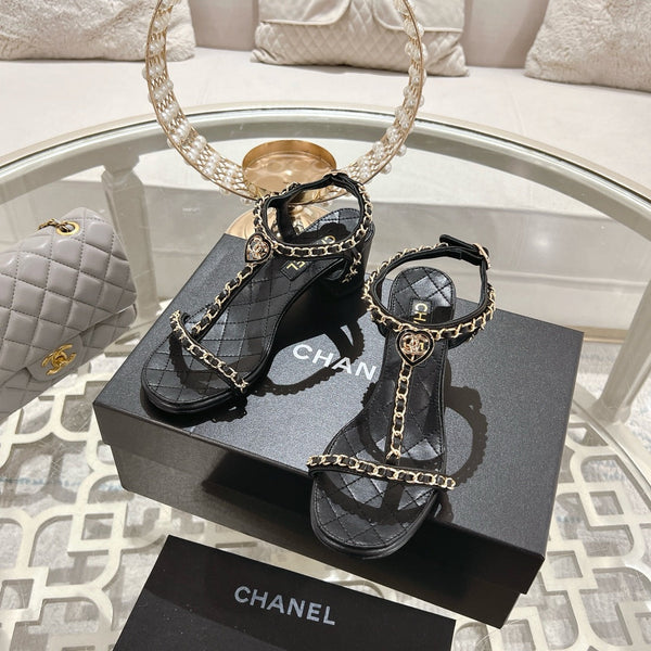 CC 26s Chain T-Strap Charm Sandals 5cm Black Lambskin 736117