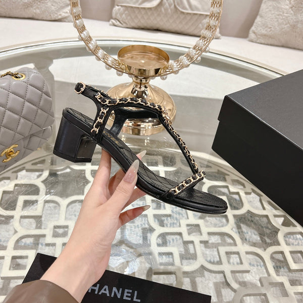 CC 26s Chain T-Strap Charm Sandals 5cm Black Lambskin 736117