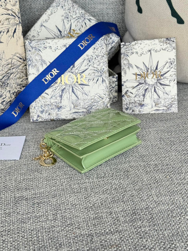 CD Caro 11cm Compact Wallet Shiny Green Calfskin