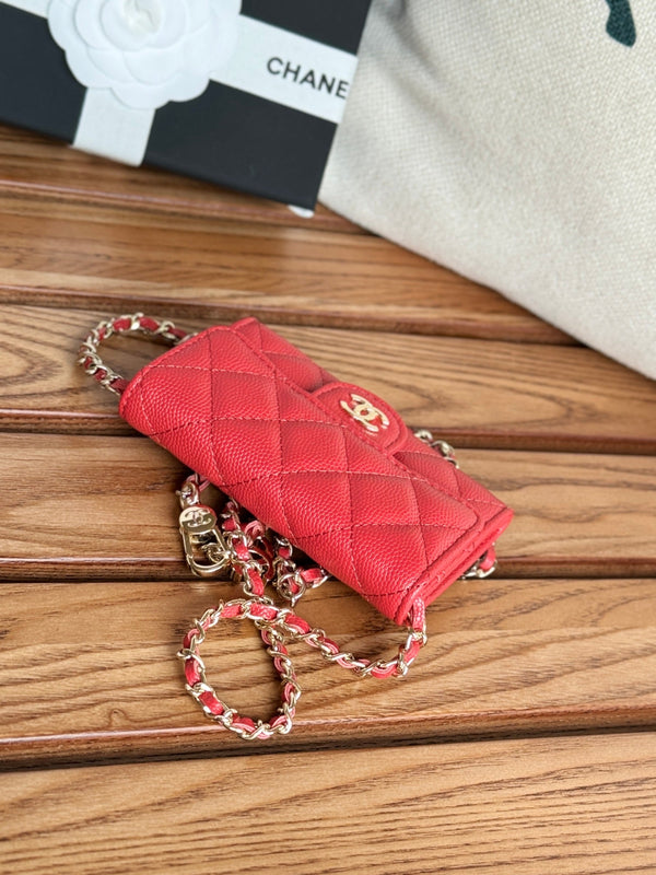 CC 24 Classic Wallet On Chain 11cm Red Caviar Leather 240676