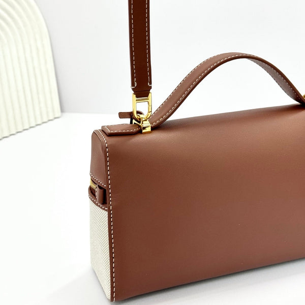 LP Extra Pouch L23 Caramel Calfskin Canvas 282137