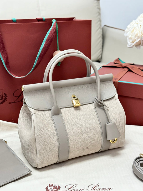 LP Loom L25 Dove Calfskin 282198
