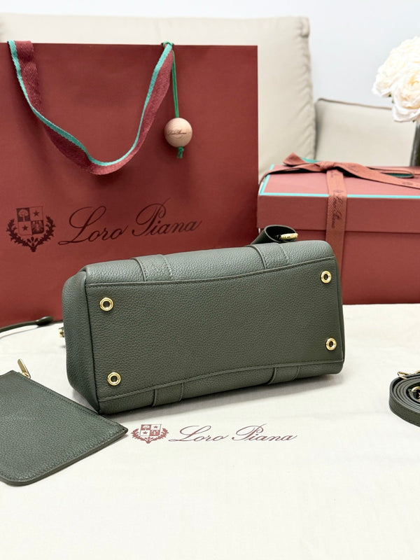 LP Loom L25 Ribbon Green Calfskin 282202