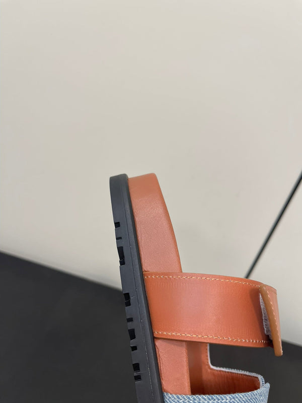 CHYPRE SANDAL ORANGE MIX SKY CALFSKIN