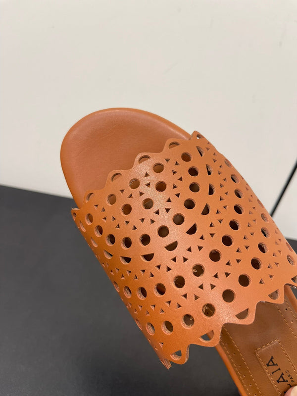 alaia mule brown vienne lambskin