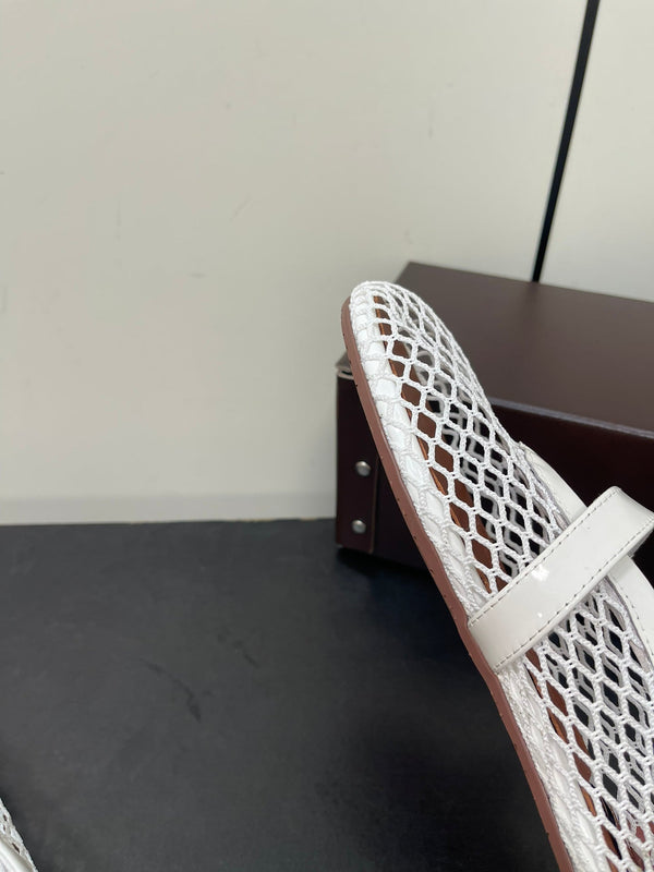 ALAIA BALLET FLATS IN WHITE MESH FISHNET