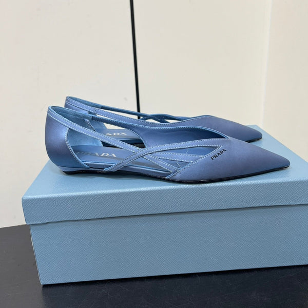 BALLERINE CON TAGLI IN RASO BLU PERANO