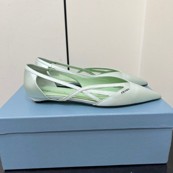 BALLERINE CON TAGLI IN RASO VERDE CHETWODE