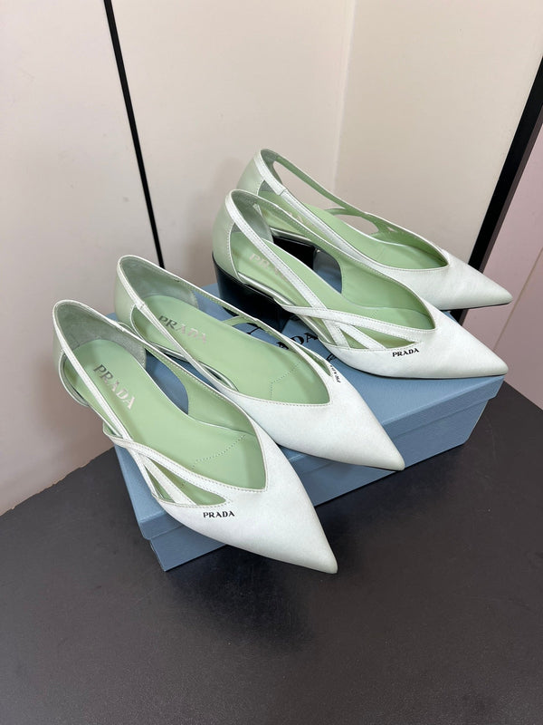 BALLERINE CON TAGLI IN RASO VERDE CHETWODE