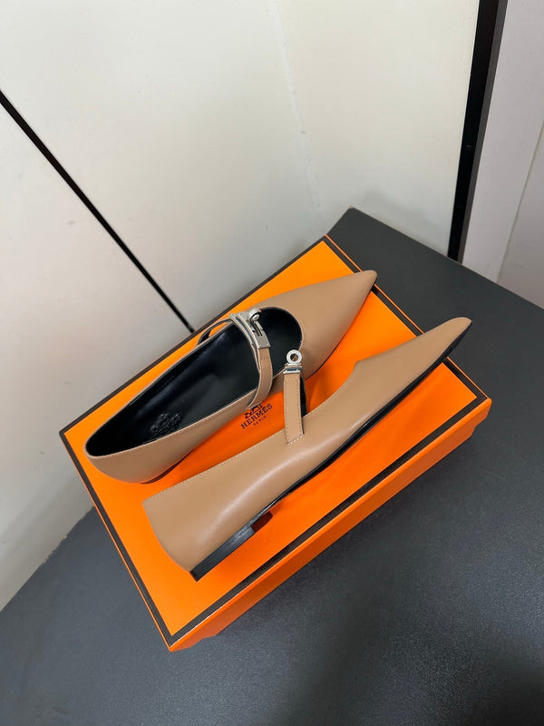 HM 25C Kelly Ballet Flat Ash Brown Calfskin 210298