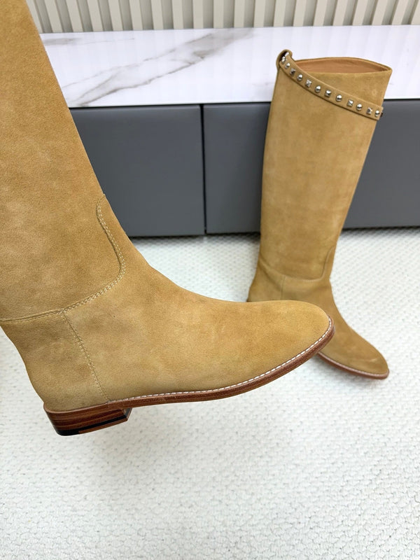 HM 25ss Kelly Buckle Riding Boots Taupe Suede 576119