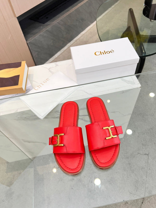 CHLOÉ HLOE MARCIE SLIDE IN CHERRY RED CALFSKIN WITH GOLD HARDWARE