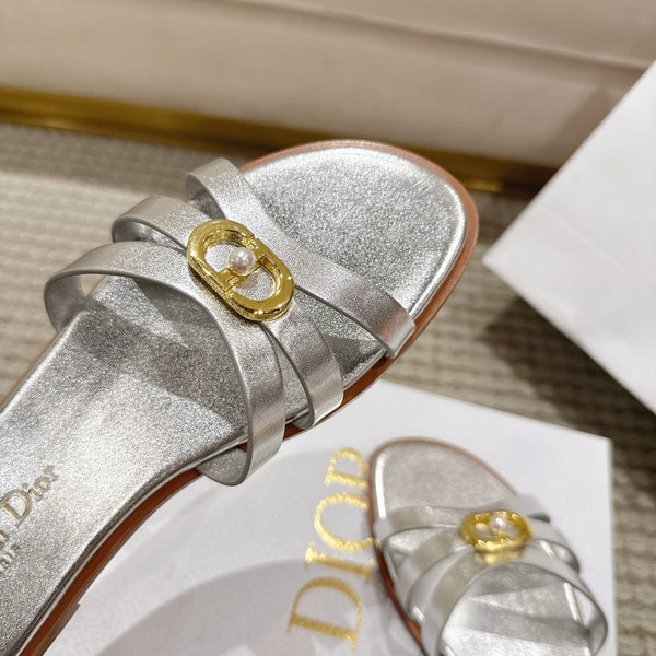 CD 30M Slide Sliver Calfskin 543737