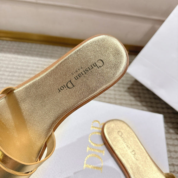 CD 30M Slide Golden Calfskin 543738