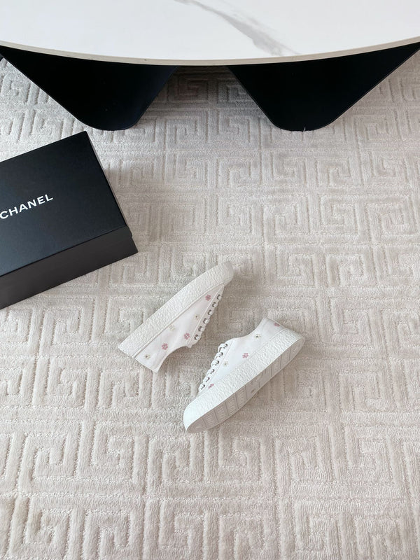 CC Low Sneaker 35mm White Textile Fabric And Lambskin