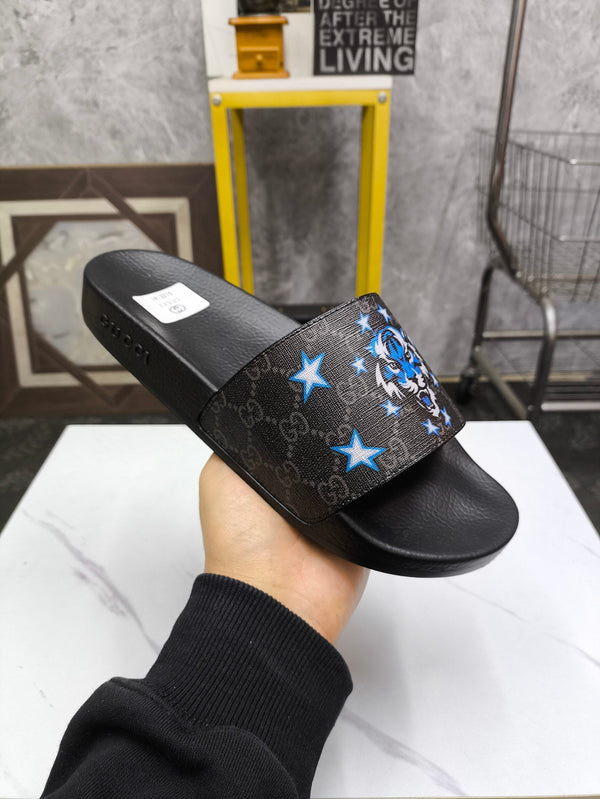 GG Men's Tiger Slide Black Sheepskin 535381