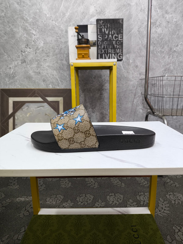 GG Men's Slide Light Brown Sheepskin 535382