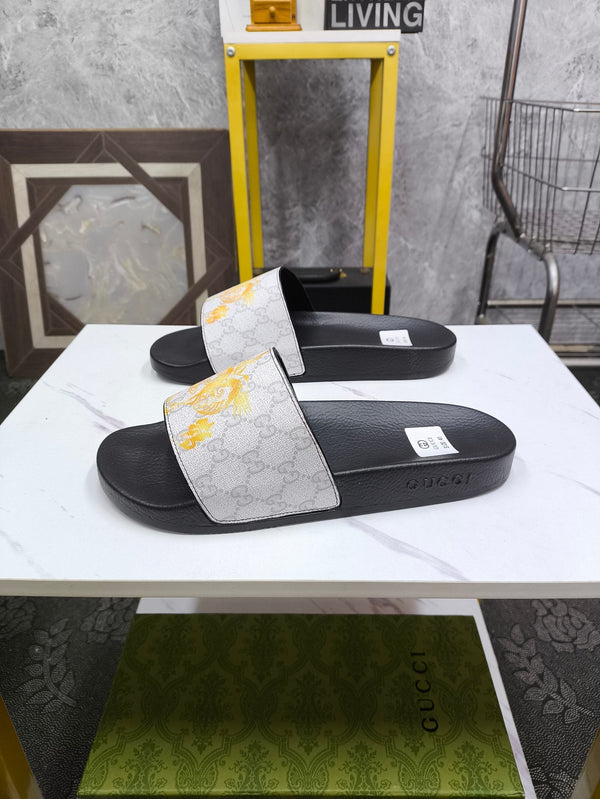 GG Men's Slide Grey Sheepskin 535387