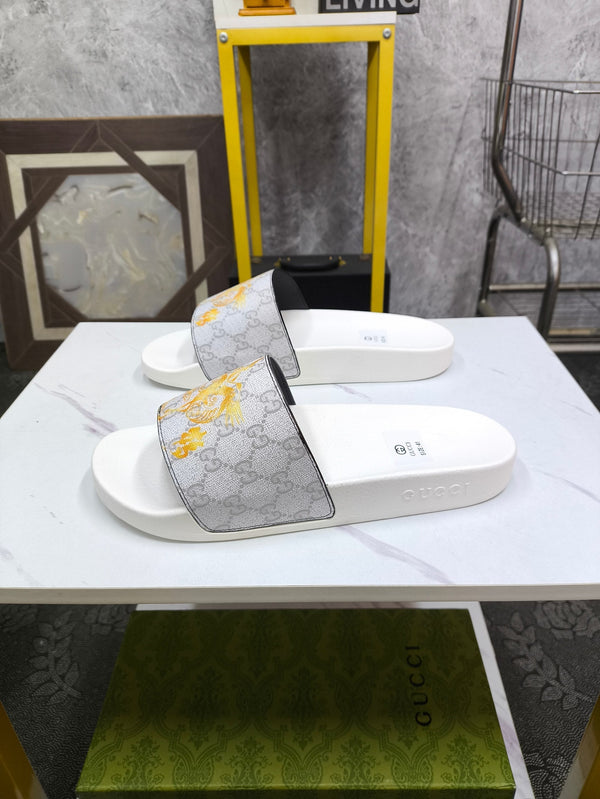 GG Men's Slide White Grey Sheepskin 535388