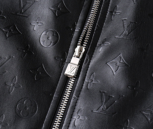 GIACCA CAMICIA LV IN PELLE DI VITELLO CON MONOGRAMMA NERO IN RILIEVO 238993