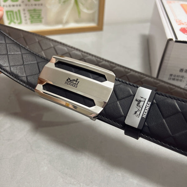 Ceinture HM 38 mm en cuir de veau noir, boucle argentée 619595