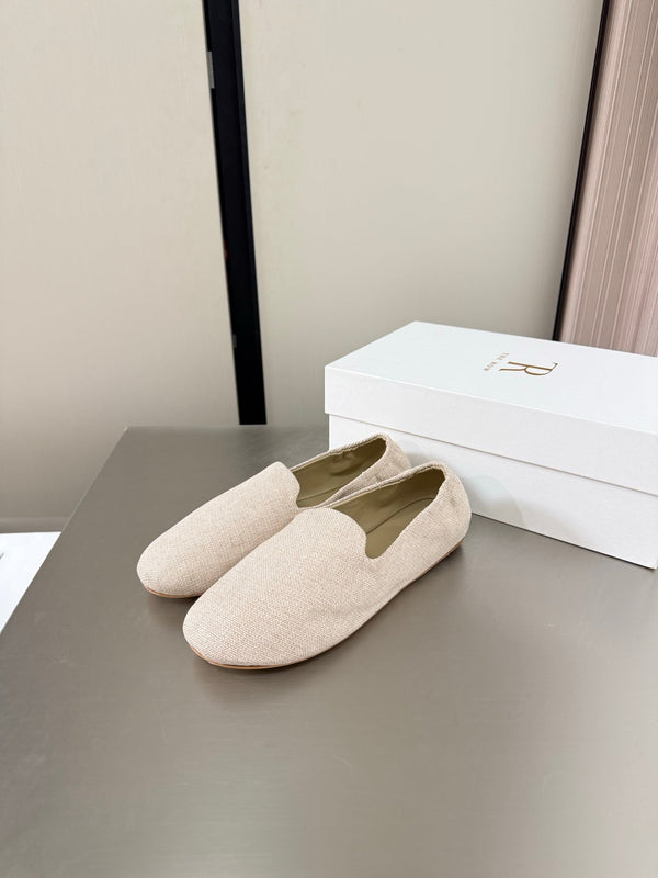 TR Casa Ballet Flat Cream Canvas 872476