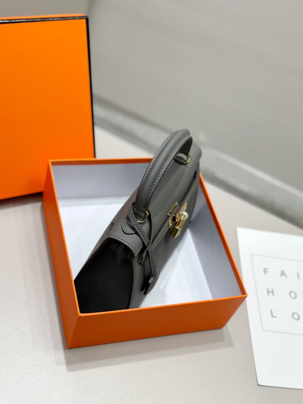 HM Kelly 25cm Vert Amande Epsom Leather Gold Hardware