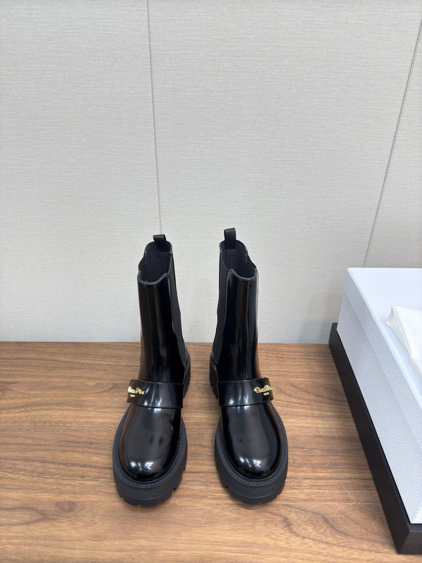 Stivaletto CD D-Quest 40mm in pelle di vitello nera lucida 112937