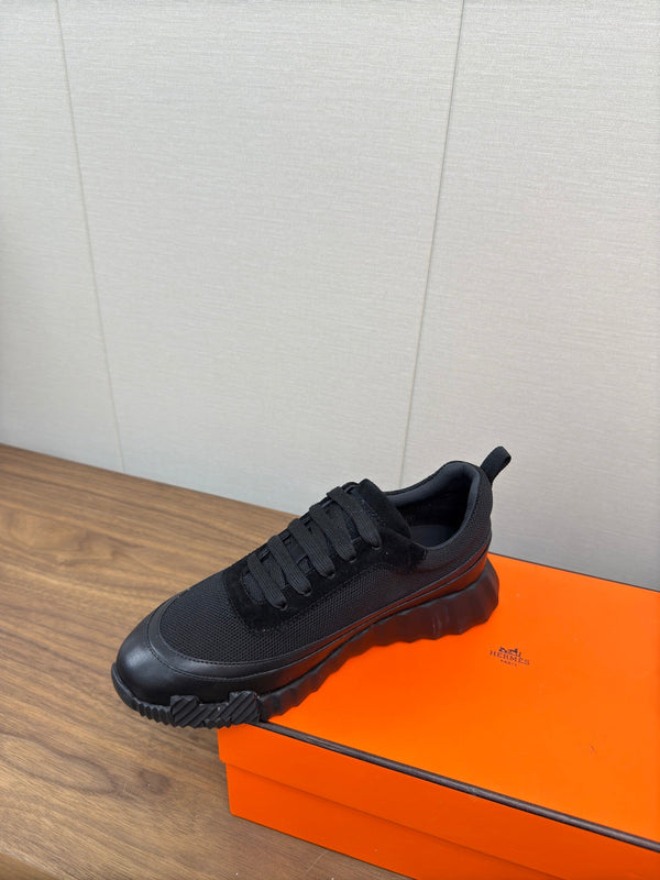 HM Bouncing Sneaker Black Fabric 213528