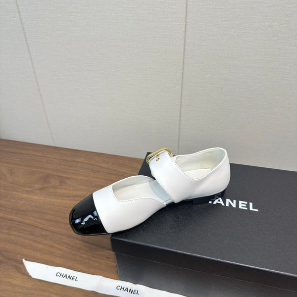 CC 26s Marry Jane plat 2,5cm blanc noir cuir de vachette 632182