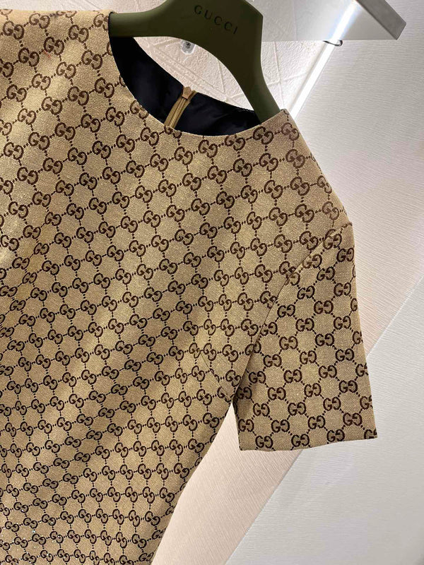 Mini abito con monogramma GG beige decorato con cristalli