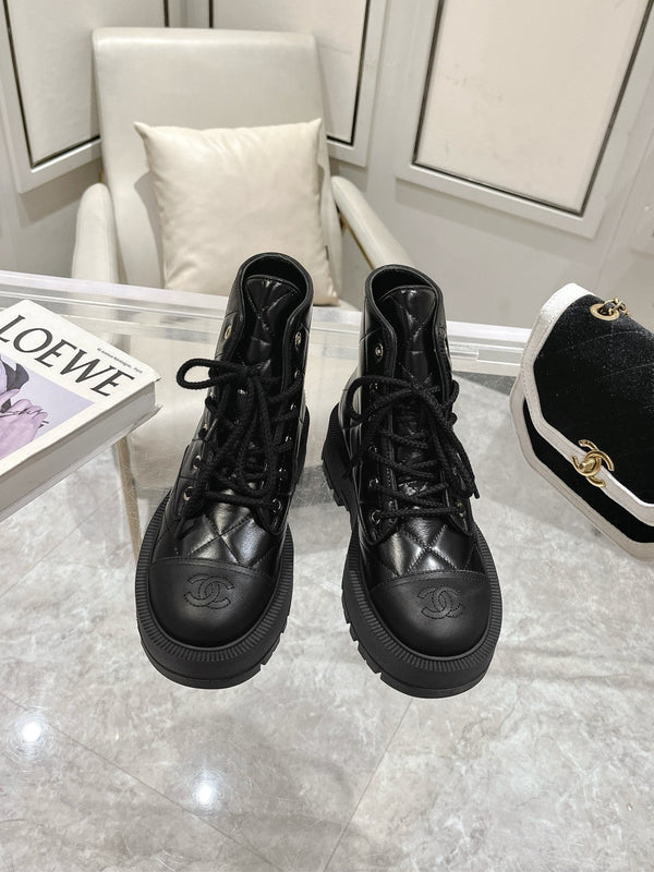 CC Combat Boots 50mm In Glossy Black Cowhide And Lambskin 944661