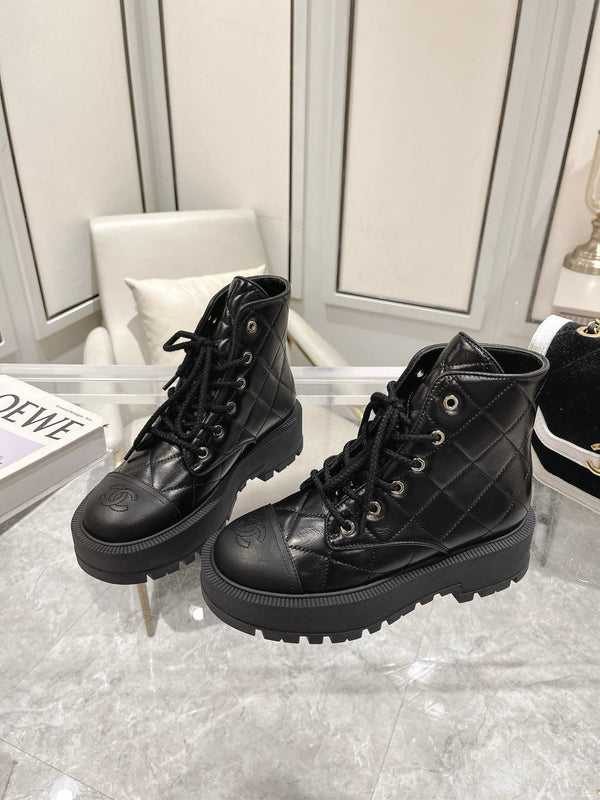 CC Combat Boots 50mm In Glossy Black Cowhide And Lambskin 944661