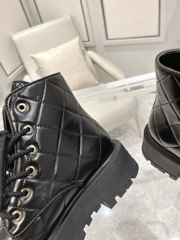 CC Combat Boots 50mm In Glossy Black Cowhide And Lambskin 944661
