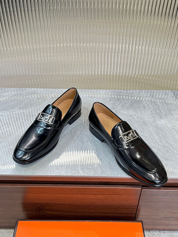 HM SILVER BUCKLE LOAFER BLACK CALFSKIN