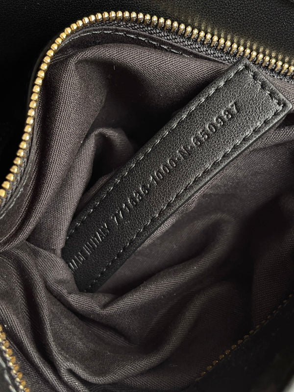 GOLD LOCKER SHOULDER BAG 62 IN BLACK CALFSKIN