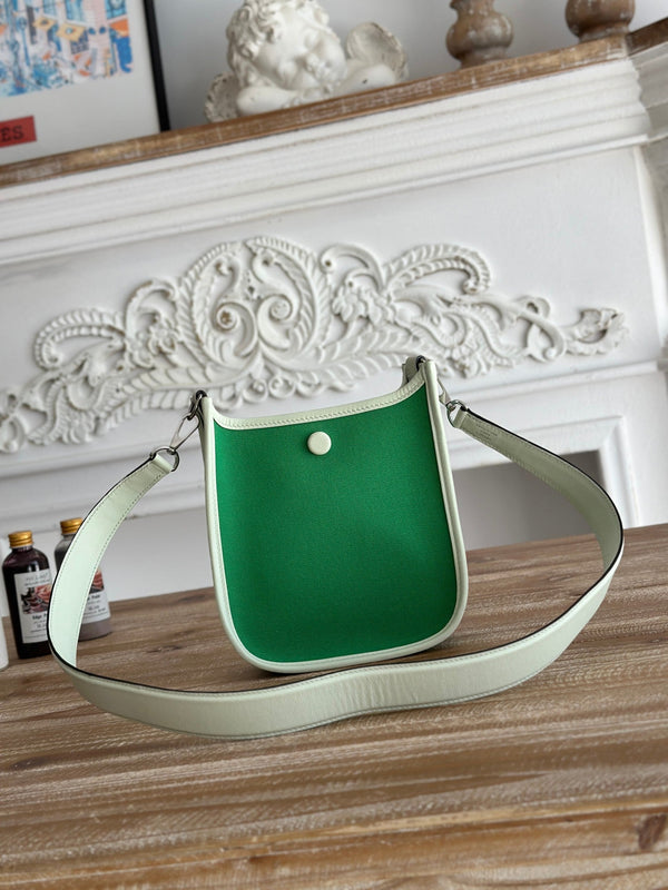 BORSA MINI NEO 17 EVELYNE IN TELA VERDE SMERALDO E PELLE DI VITELLO BIANCA