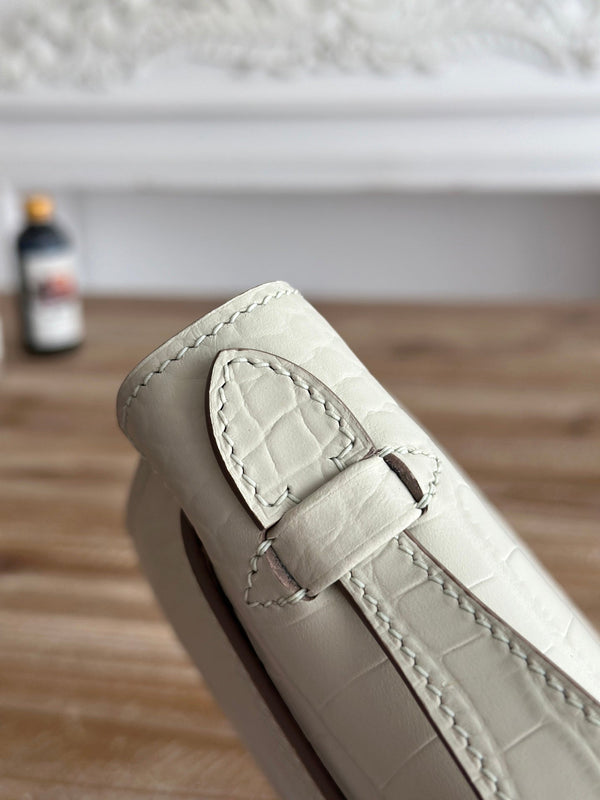 HM 26s Kelly Mini 22cm Milky White Croc Embossed Calfskin