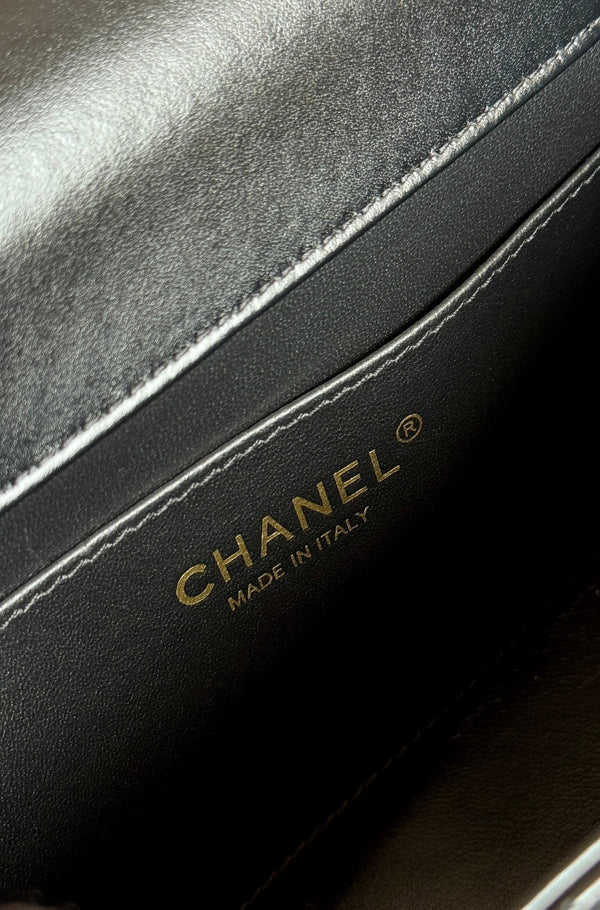 Mini Flap 22cm Black Lambskin Gold Hardware