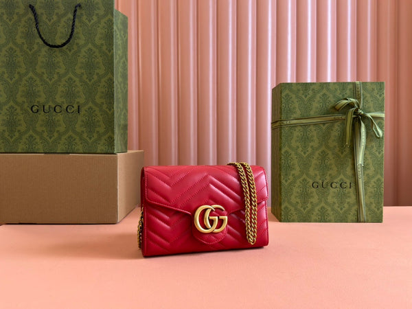 BORSA A TRACOLLA PICCOLA MARMONT 20 IN PELLE DI AGNELLO ROSSA E FERRAMENTA ORO